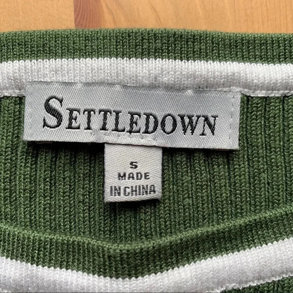 SETTLEDOWN Ribbed Sweater - Picture 7 of 8